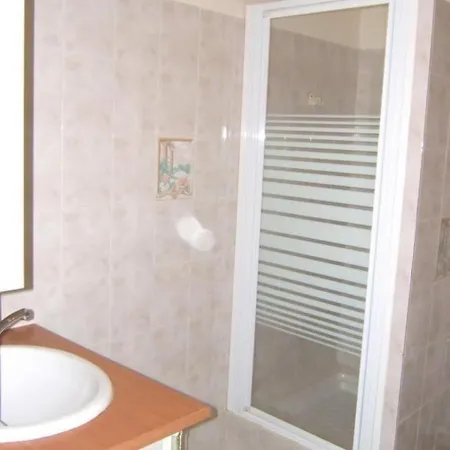 4 Bis 10 Personen By Interhome